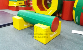 Cầu tr&ograve;n dụng cụ tập GymKids